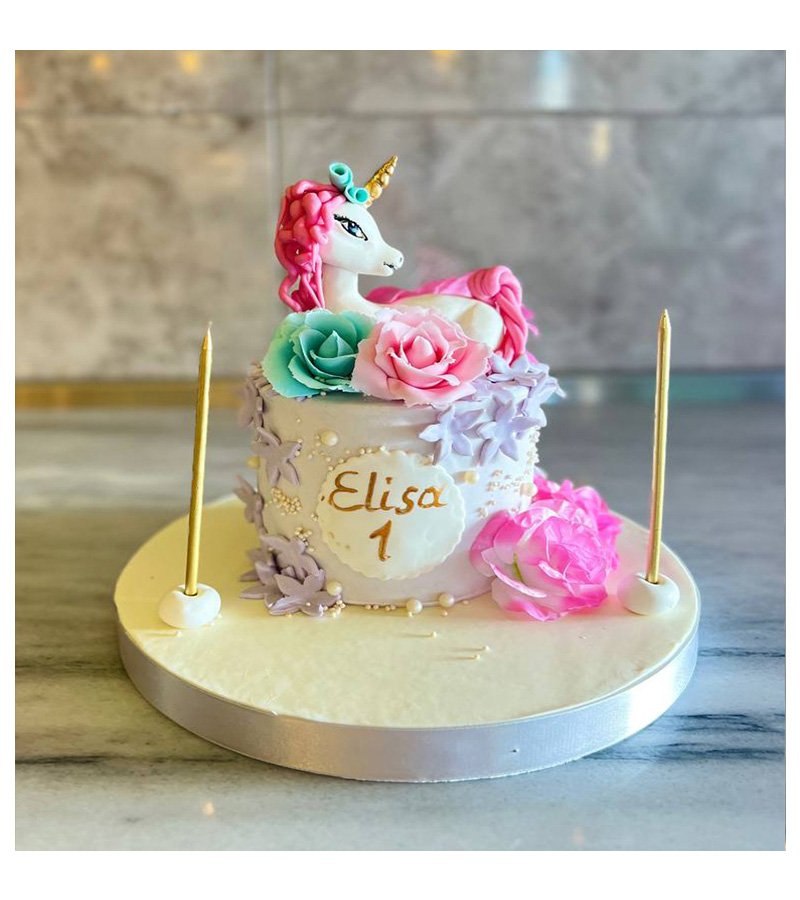 Renkli Unicorn Kutlama Pastası Renkli Unicorn Kutlama Pastası