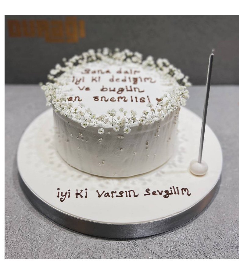 sevgilim için doğum günü pastası
